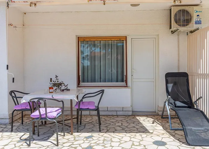 Marina Apartman Novi Vinodolski