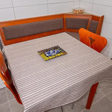 Marina Apartament Novi Vinodolski